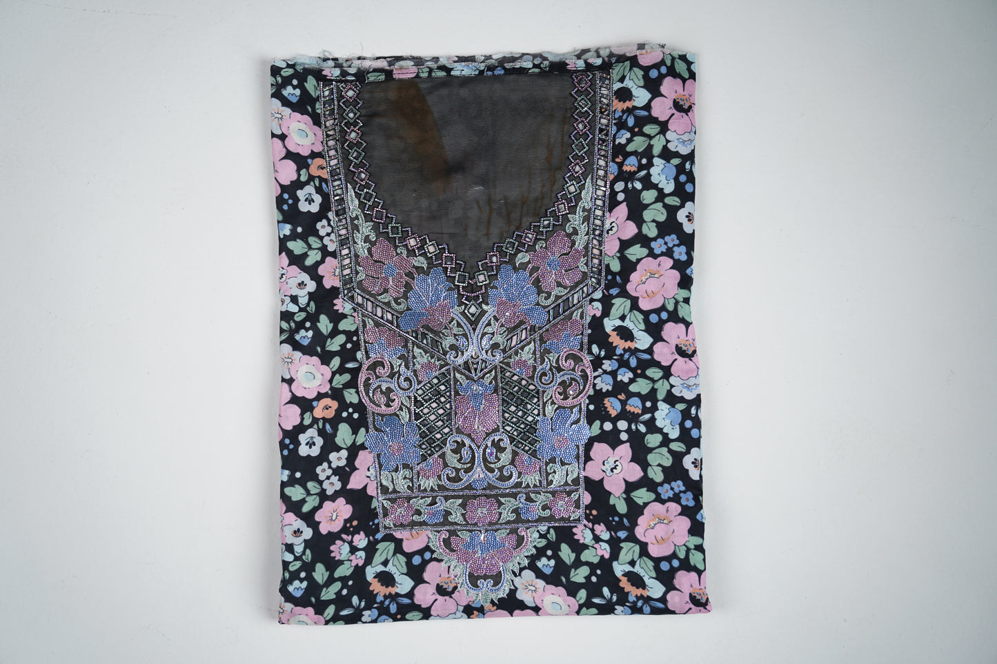 Éclat Noir | Midnight Grace Embroidered Dress