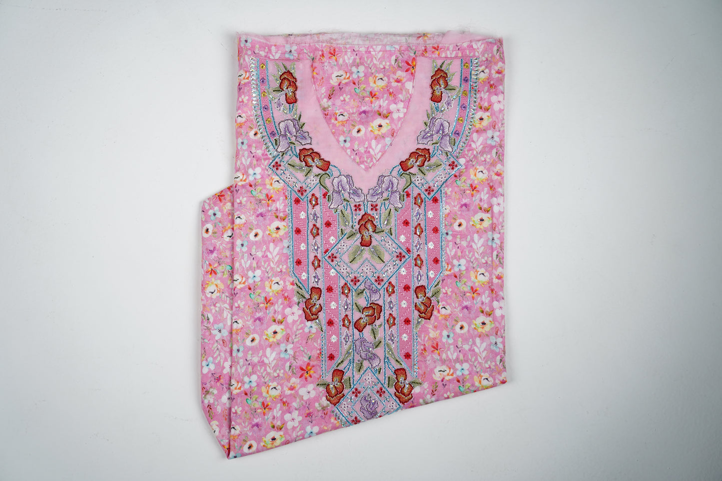 Bel Rose Élégance | Pink Geometric Floral Embroidered Dress