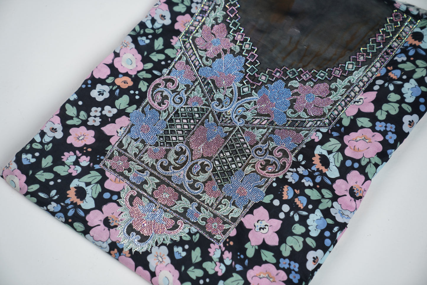 Éclat Noir | Midnight Grace Embroidered Dress